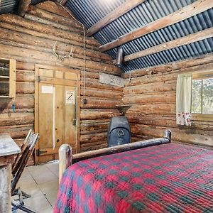Budget King Room